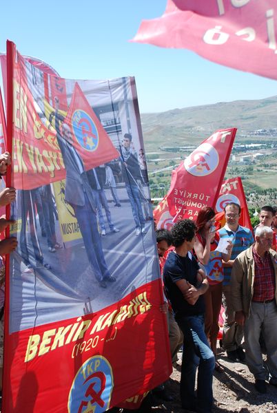 Bekir Karayel Yoldaşı sonsuzluğa uğurladık