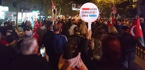"Biz Cumhuriyeti Koruyacağız" "Biz Cumhuriyeti Koruyacağız"