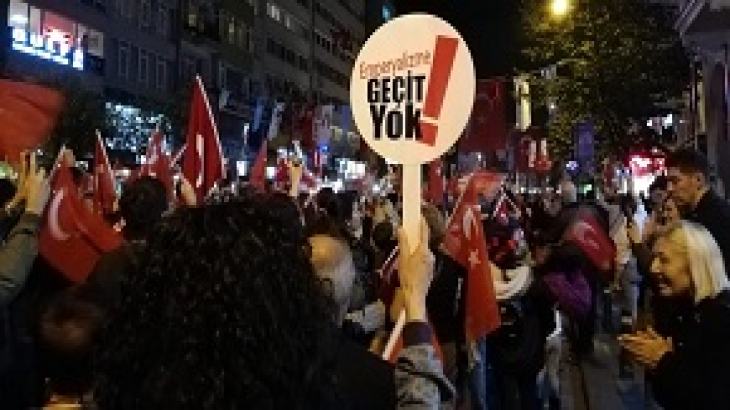 "Biz Cumhuriyeti Koruyacağız" "Biz Cumhuriyeti Koruyacağız"
